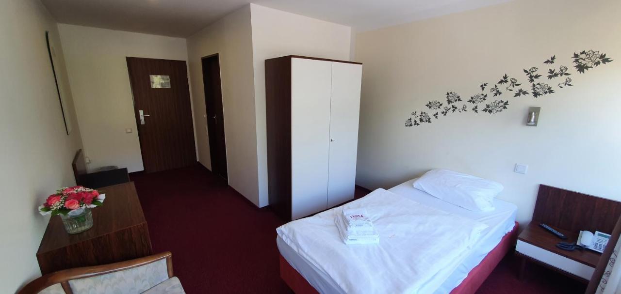 Hotel Poock Haan Kültér fotó